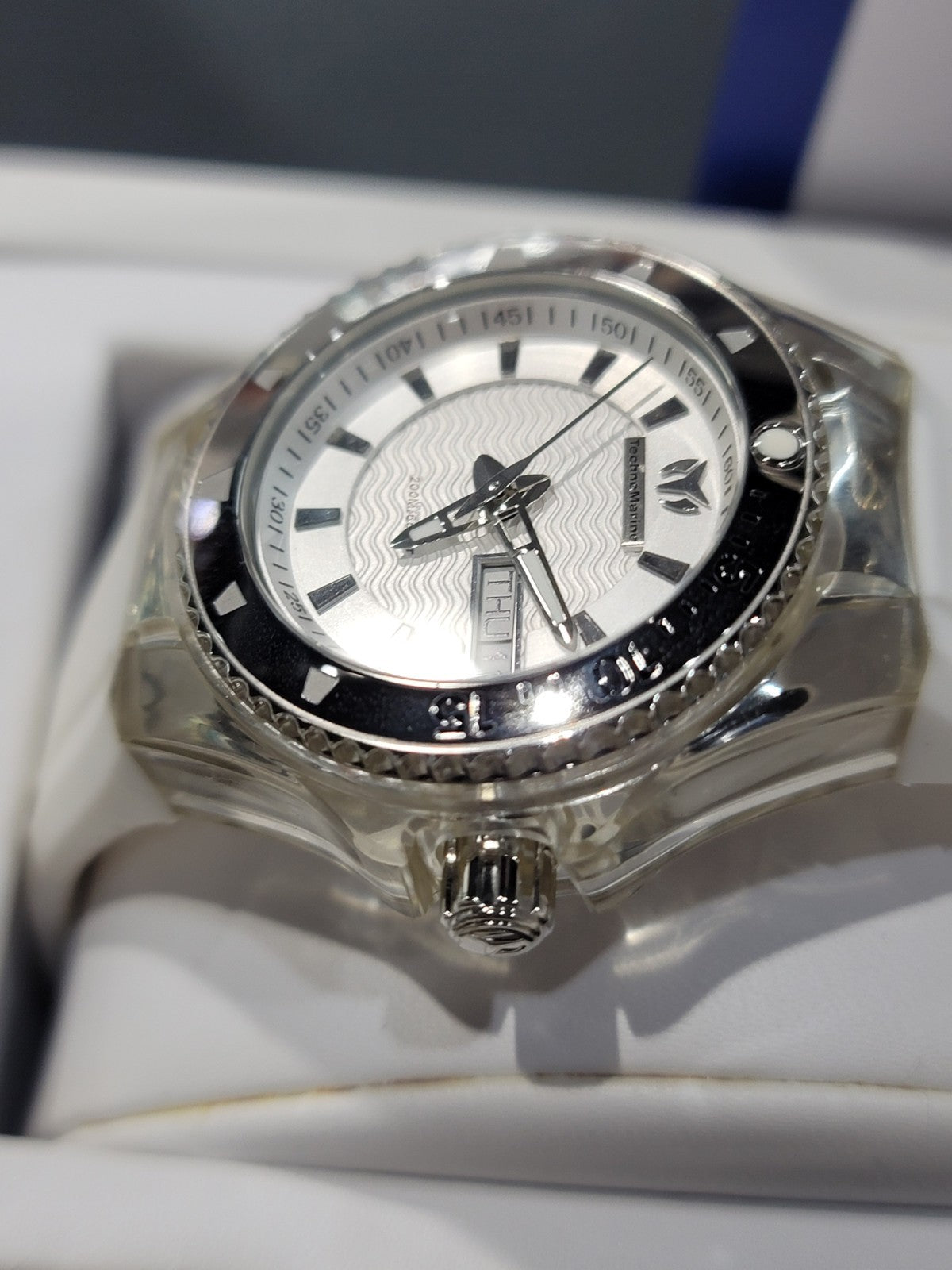 TechnoMarine Cruise 110038 White Rubber Analog Dial Quartz Unisex Watch – view 4