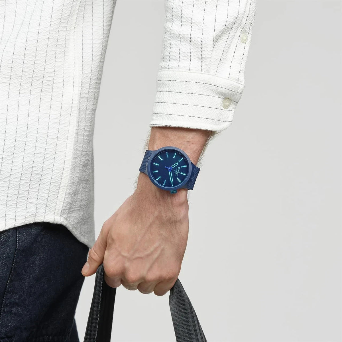 Swatch Indigo Glow Big Bold SB05N113 Unisex Watch – view 5