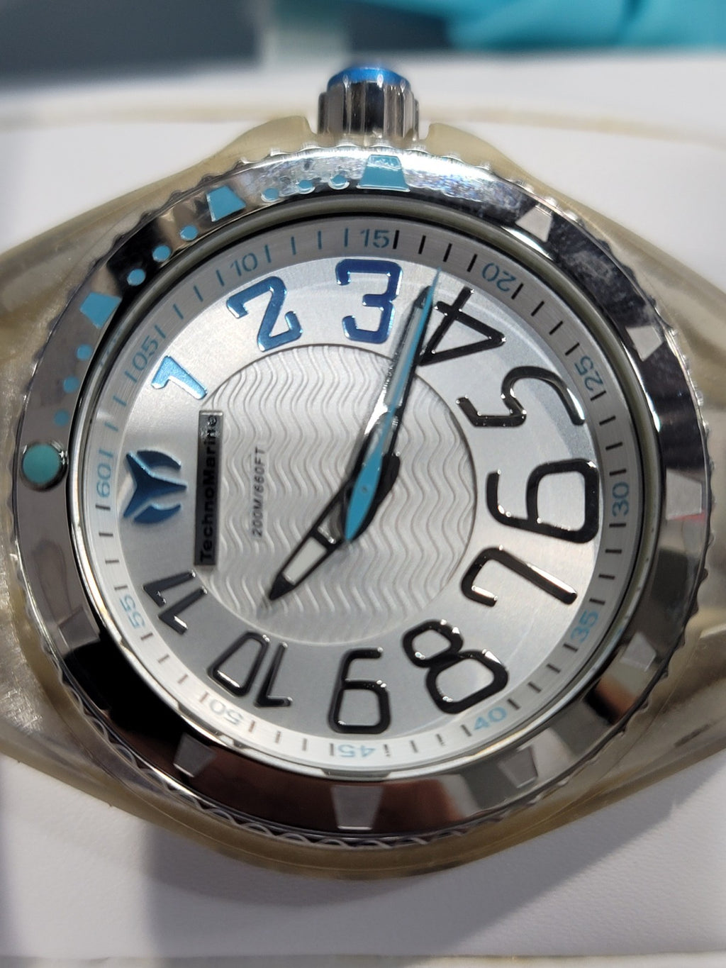 TechnoMarine Cruise White Stainless Steel 110057 Unisex Watch – view 3