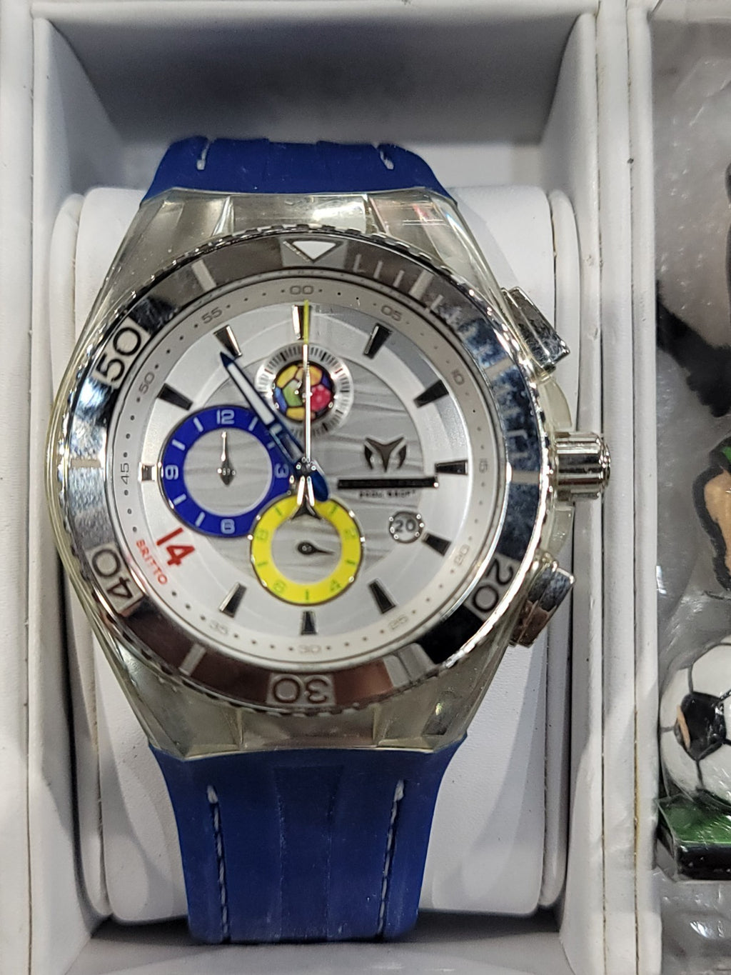 TechnoMarine Cruise Brazil Soccer Chronograph Full Set 114023 – view 2
