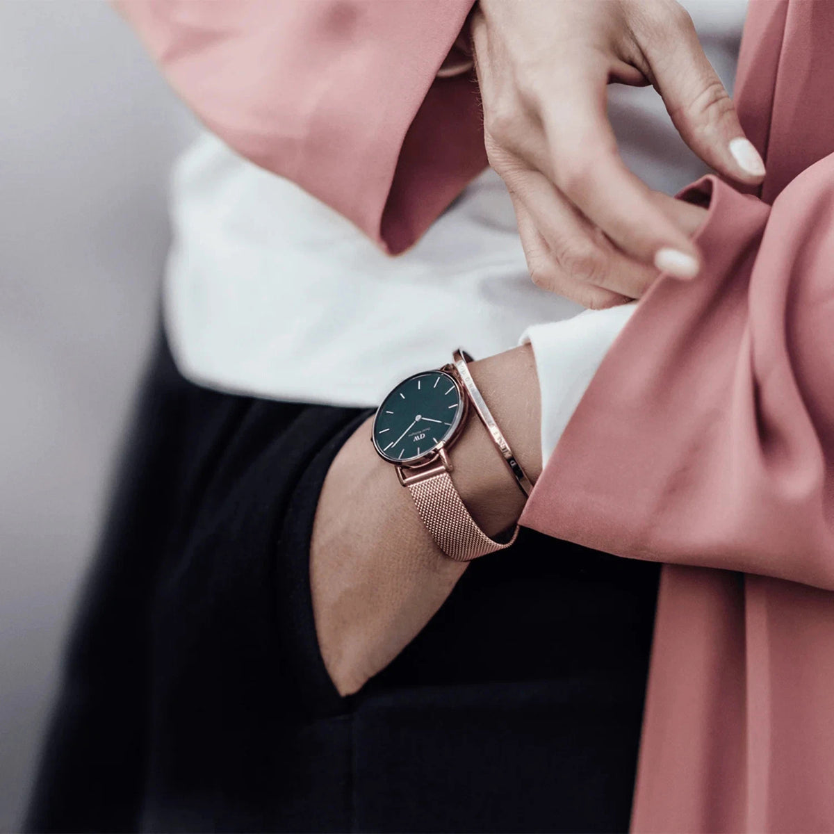 Daniel Wellington Petite 32mm Melrose RG Black DW00100161 Women's Watch – view 5