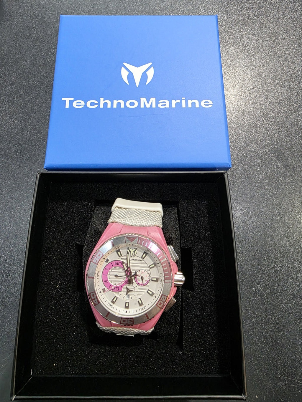TechnoMarine 112014 Pink/White Chronograph Women's Watch – view 3