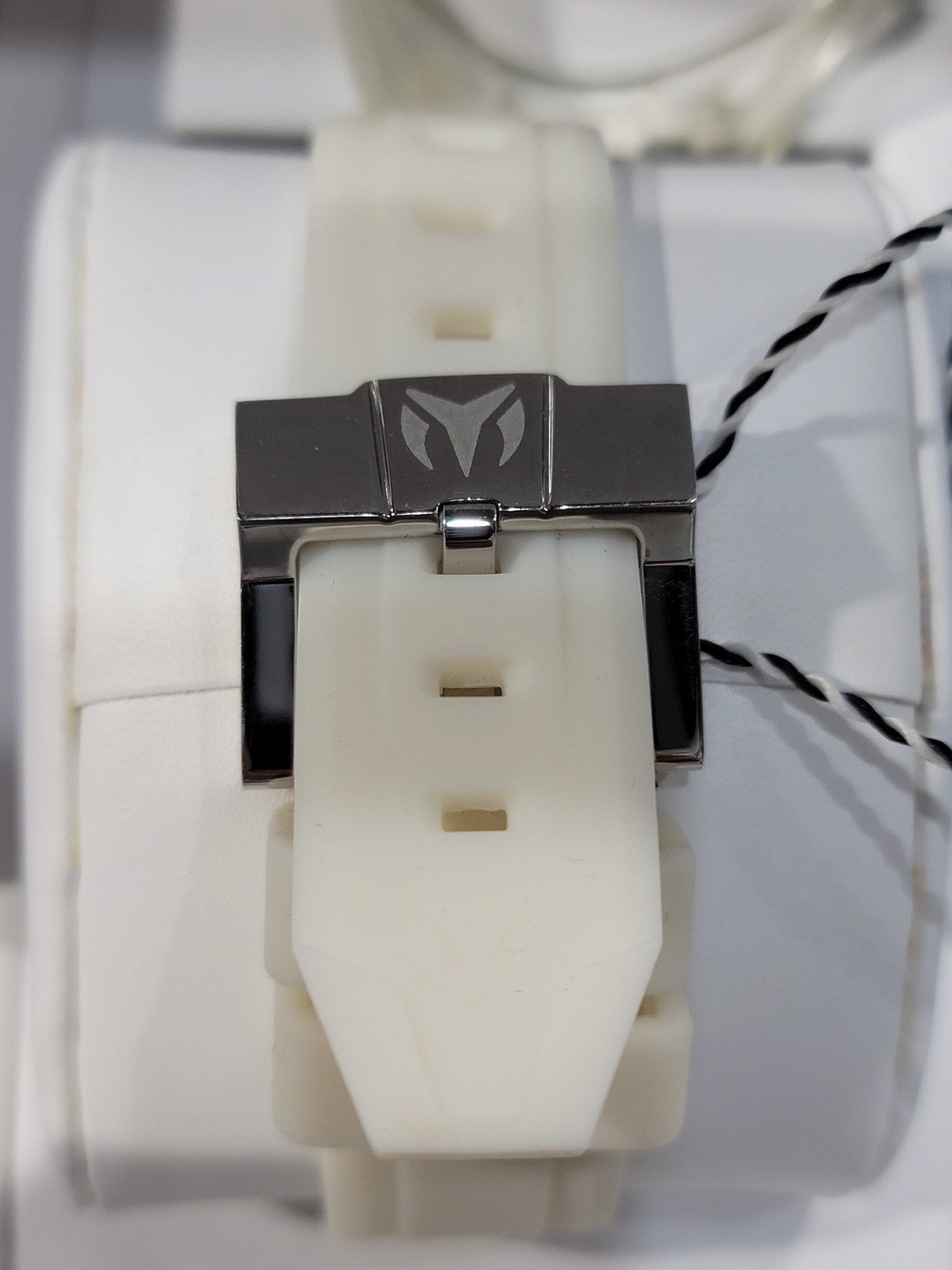 TechnoMarine Cruise White Stainless Steel 110057 Unisex Watch – view 5