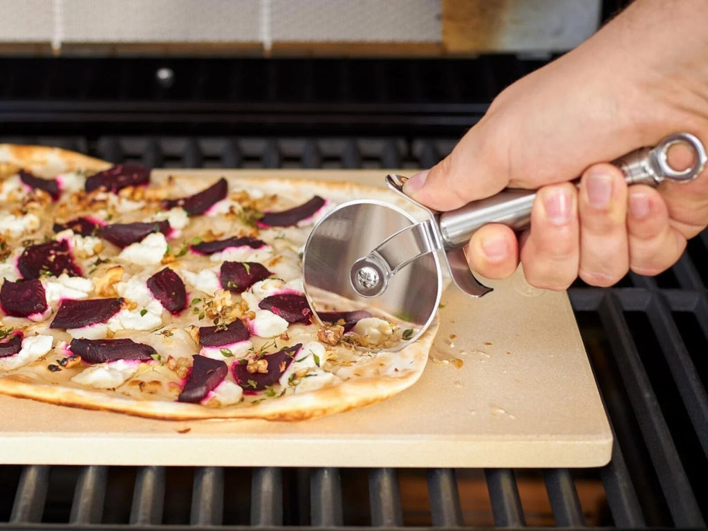 Rösle Stainless Steel Round-handle Pizza Cutter – view 4