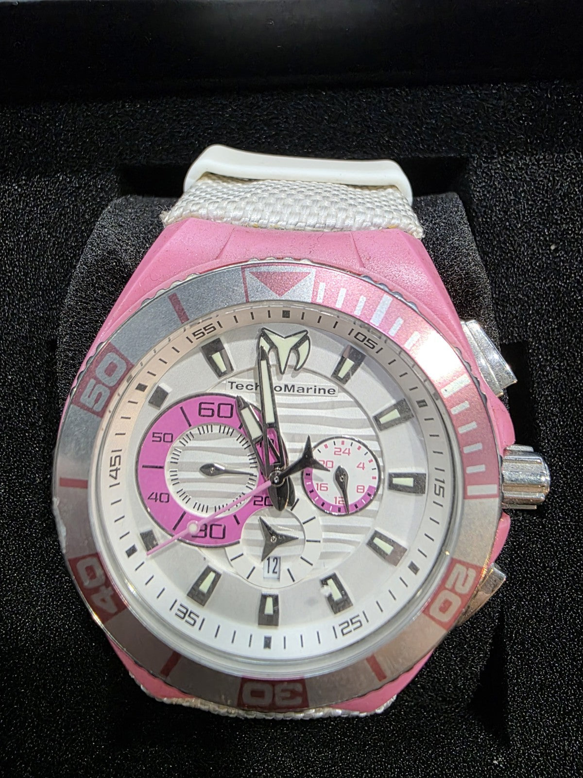 TechnoMarine 112014 Pink/White Chronograph Women's Watch – view 2